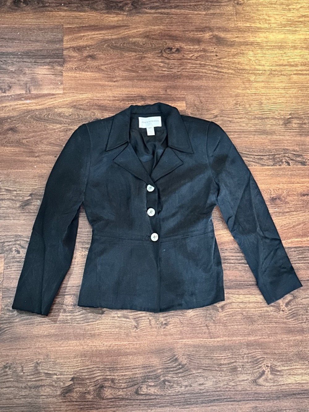 Vintage Jones New York Black Silk Tailored Three-Button Blazer